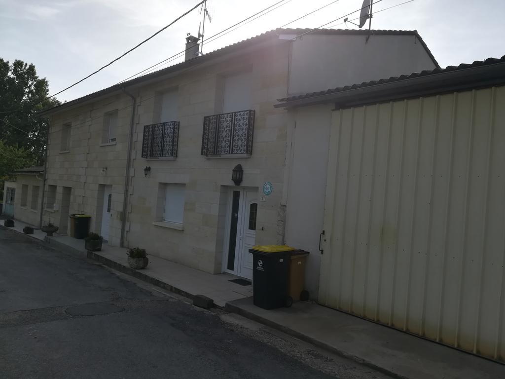 Gite Du Vignoble Sidky Lussac  Εξωτερικό φωτογραφία